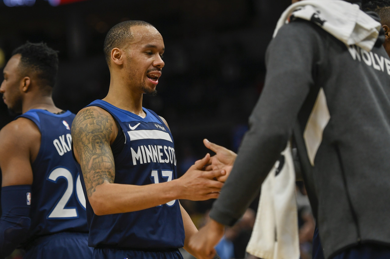 约基奇生涯第13次砍下35+15+10，追平大O并列历史第一（约基奇第13次轰出35+15+10，追平奥斯卡·罗伯特森并列历史第一）