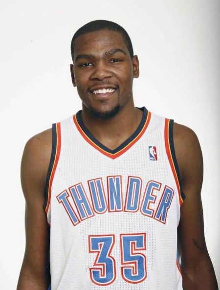 太TM秃然了！！卡鲁索反击起飞战斧炸扣！！（卡鲁索快攻腾空战斧劈扣，燃爆全场！）