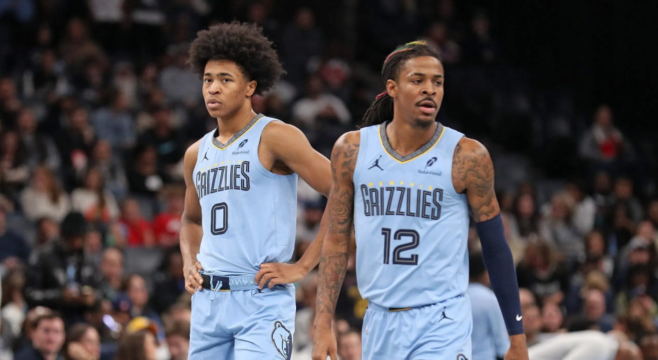 英超半场：姆伯莫造险，两队合计6脚射门，曼联0-0西汉姆联（英超半场战报：姆伯莫制造威胁，双方合计6次射门，曼联0-0西汉姆联）