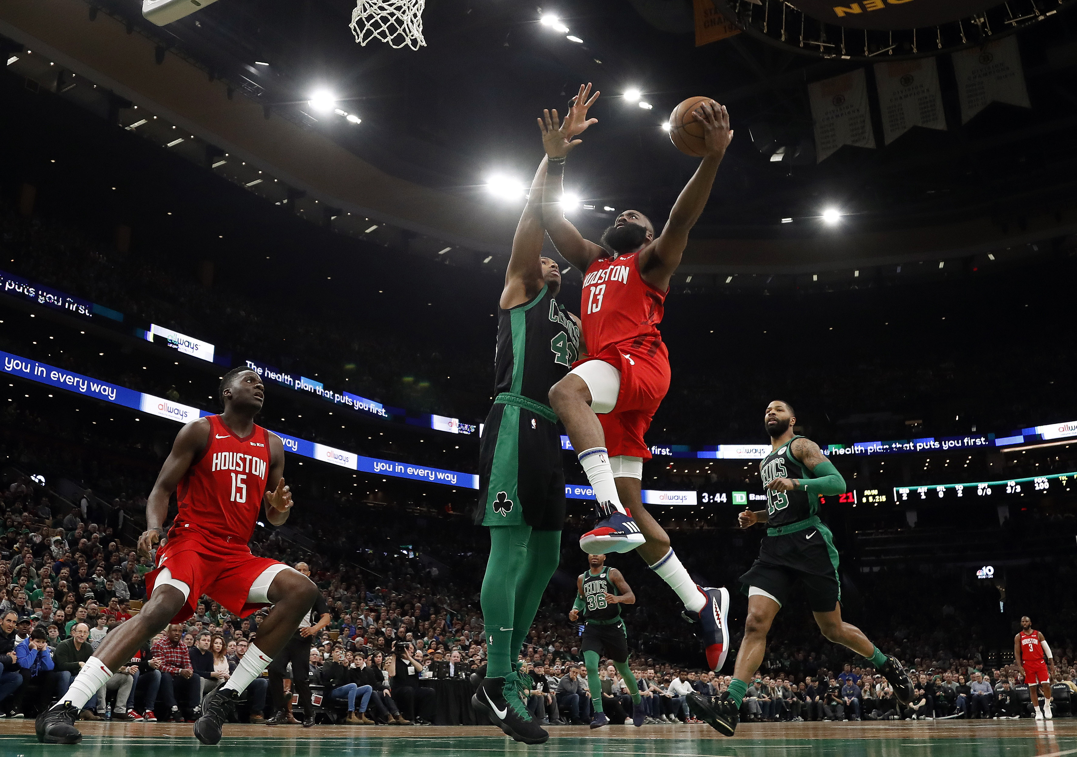 佩7：加斯佩里尼让我们有很大提升，罗马排在意甲第1不是偶然（佩7：加斯佩里尼令我们进步显著，罗马领跑意甲并非偶然）