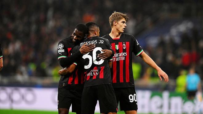 加内特退役球衣的背景故事（加内特球衣退役背后的故事）