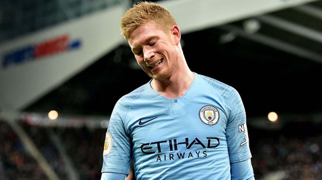 一家人都太美了！瓦妮莎晒与三个女儿圣诞合照：节日快乐（瓦妮莎晒三女儿同框圣诞照，一家美翻了：节日快乐）