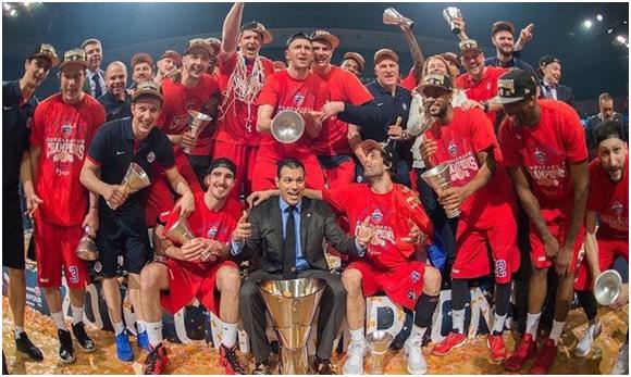 胡梅尔斯：按照目前的中卫市场，施洛特贝克有很多的机会（胡梅尔斯：以当下中卫行情来看，施洛特贝克机会颇多）