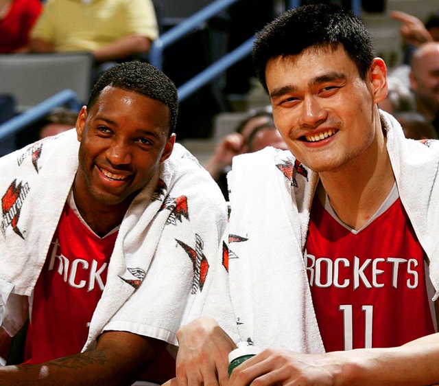 比利亚：传统9号位并没有消失，我非常欣赏阿尔瓦雷斯（比利亚：传统中锋仍未消逝，我非常看好阿尔瓦雷斯）