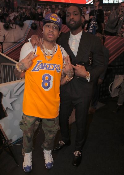 每体：拉菲尼亚是巴萨非卖品，个人目标赢得欧冠和2026年世界杯（每体：巴萨不出售拉菲尼亚，他剑指欧冠与2026年世界杯冠军）