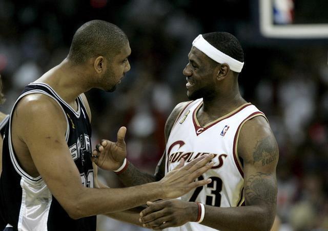 安德里希：边路不施加压力中路不贴防，这相当于邀请拜仁进攻（安德里希：边路缺压迫、中路不贴身，等于向拜仁发出进攻邀请）