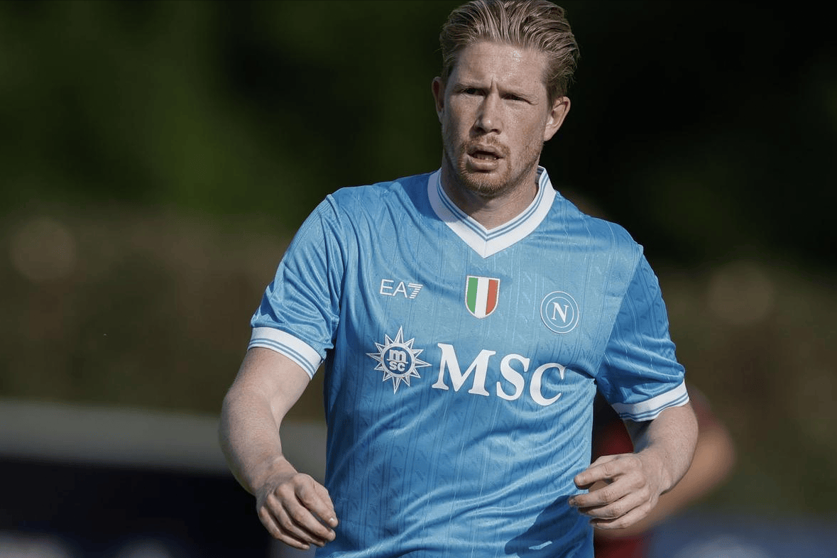 洲际杯前瞻：蓝十字防守存在漏洞，弗拉门戈士气正旺力争晋级（洲际杯展望：蓝十字后防隐患凸显，气势正盛的弗拉门戈剑指晋级）