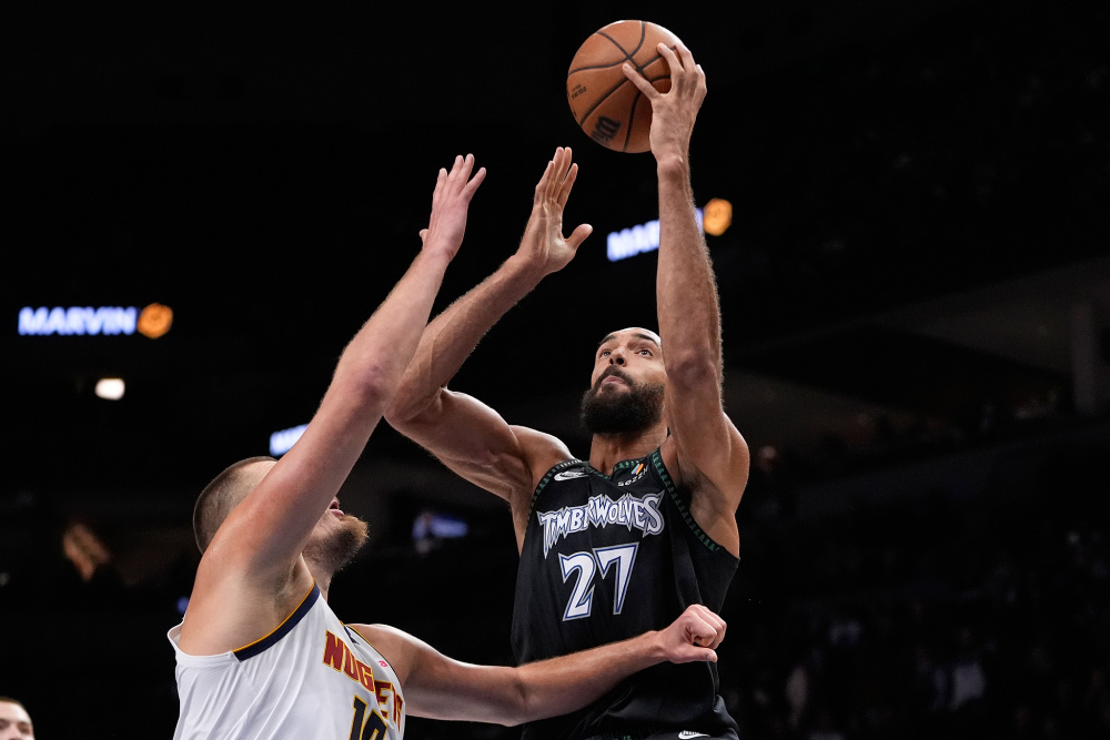 5球5助攻替补封神！国米再追2超新星，夏窗意甲抢人大战一触即发（替补神迹5球5助！国米瞄准两名超新星，今夏意甲抢人战即将打响）