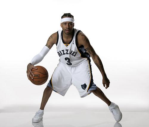 斯玛特：我们没有抵抗&紧迫感 雷迪克无能为力 责任在球员身上（斯玛特：球队缺乏对抗与紧迫感，雷迪克束手无策，责任在球员）